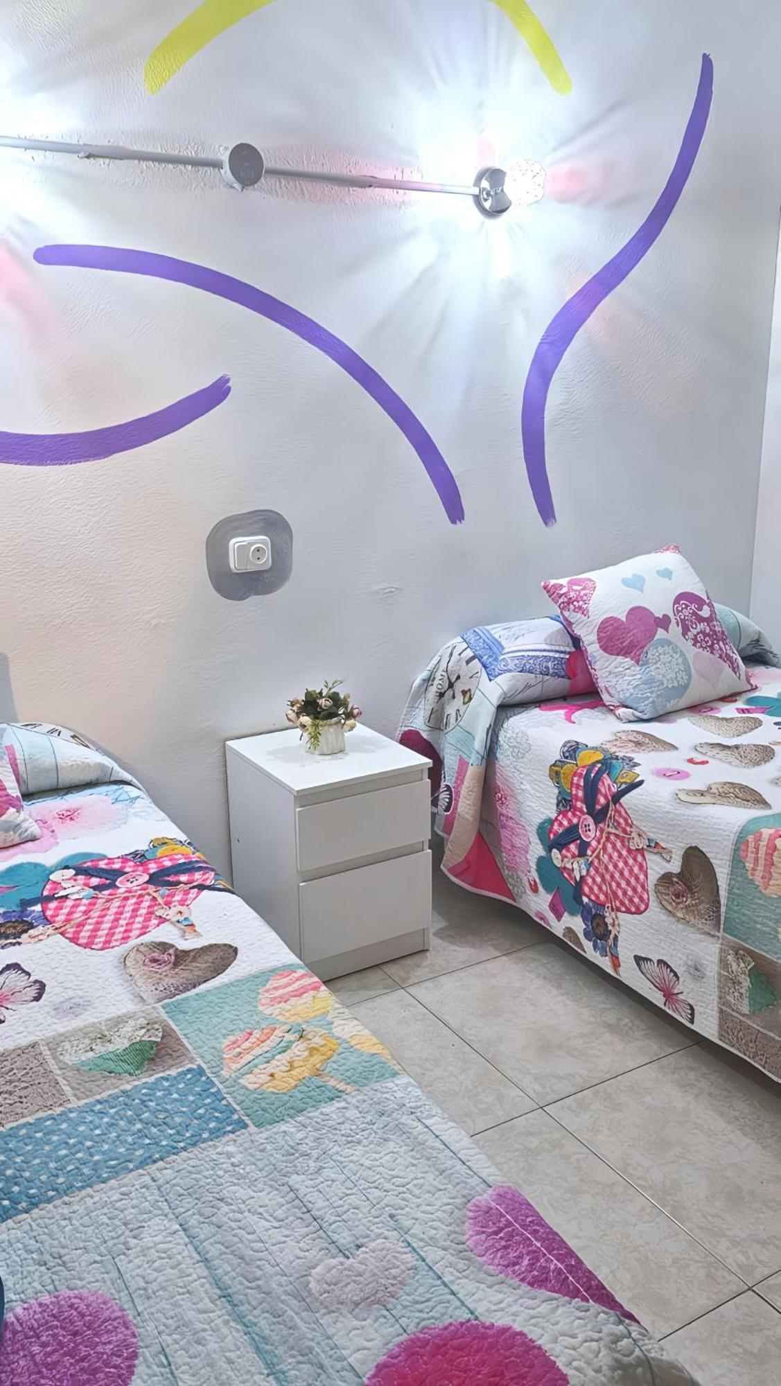 Hostal La Rosa Caces Eksteriør billede